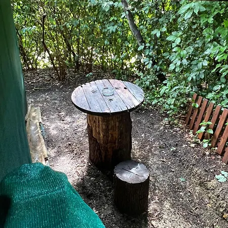 مكان تخييم Boschetto Natural Village